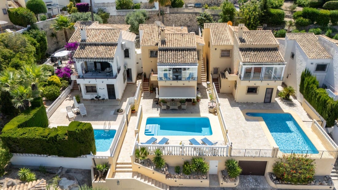 Chalet de 3 habitaciones en Moraira en venta con piscina garaje - 499.000 € (Ref: 10057425)