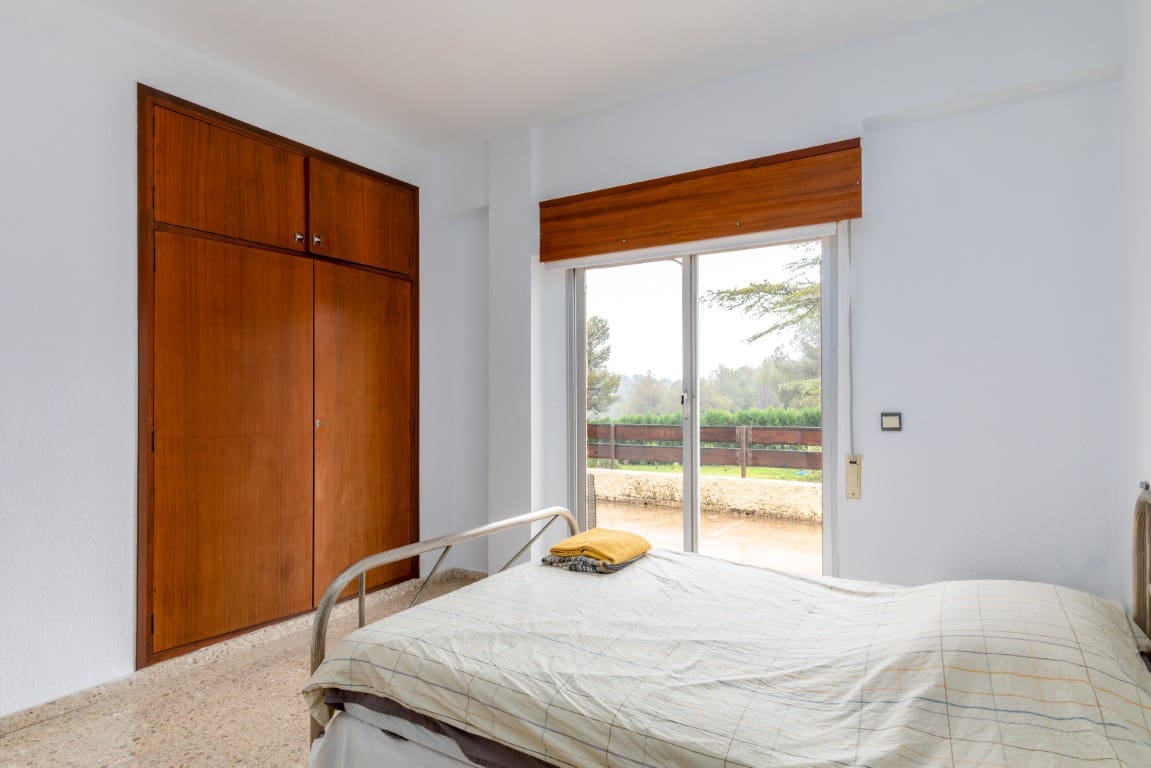 Chalet de 5 habitaciones en Alberic en venta con piscina - 369.000 € (Ref: 10057435)
