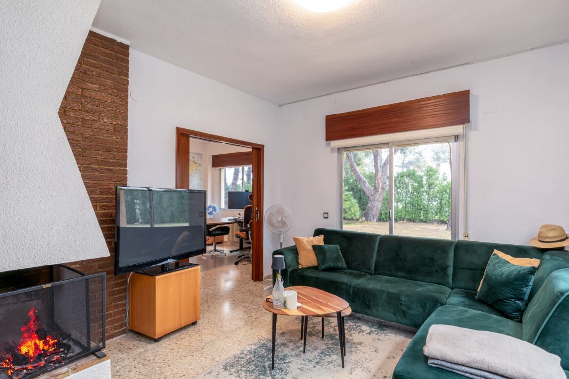 Chalet de 5 habitaciones en Alberic en venta con piscina - 369.000 € (Ref: 10057435)