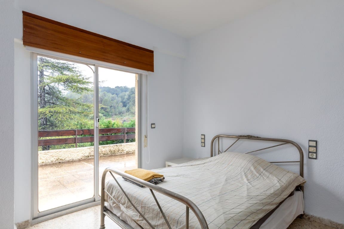 Chalet de 5 habitaciones en Alberic en venta con piscina - 369.000 € (Ref: 10057435)
