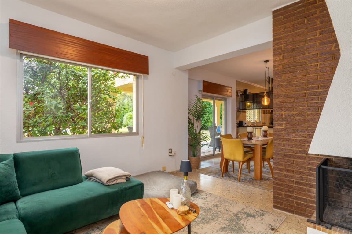 Chalet de 5 habitaciones en Alberic en venta con piscina - 369.000 € (Ref: 10057435)