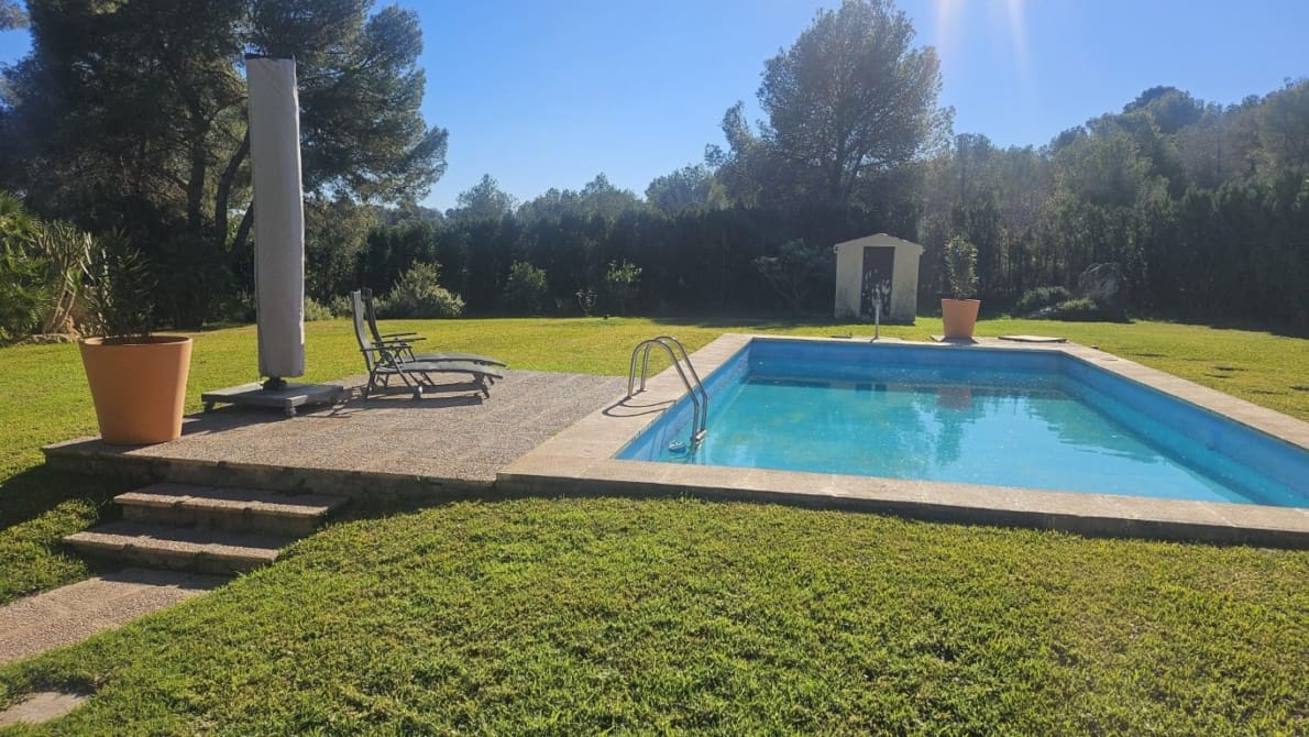 Chalet de 5 habitaciones en Alberic en venta con piscina - 369.000 € (Ref: 10057435)