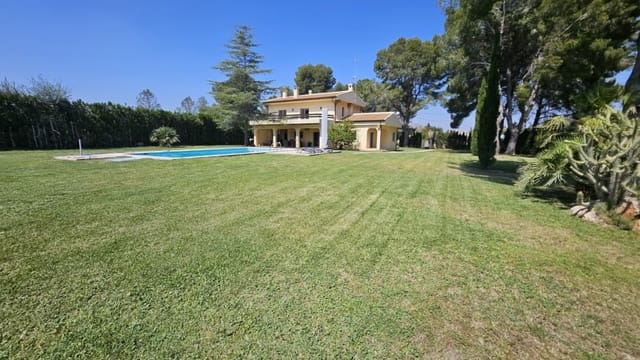 5 slaapkamer Villa te koop in Alberic met zwembad - € 369.000 (Ref: 10057435)