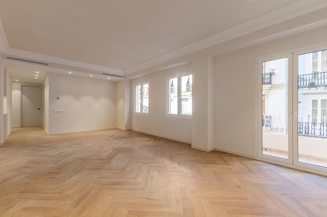3 makuuhuone Huoneisto myytävänä paikassa Ciutat Vella, Valencia kaupunki - 825 000 € (Ref: 10057436)