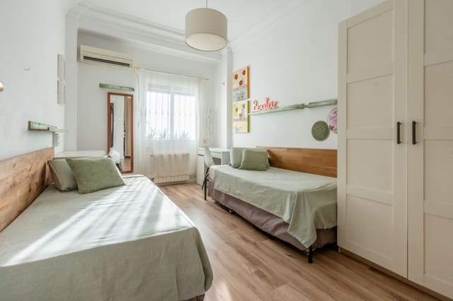 4 sovrum Lägenhet till salu i Ciutat Vella, Valencia stad - 870 000 € (Ref: 10132281)