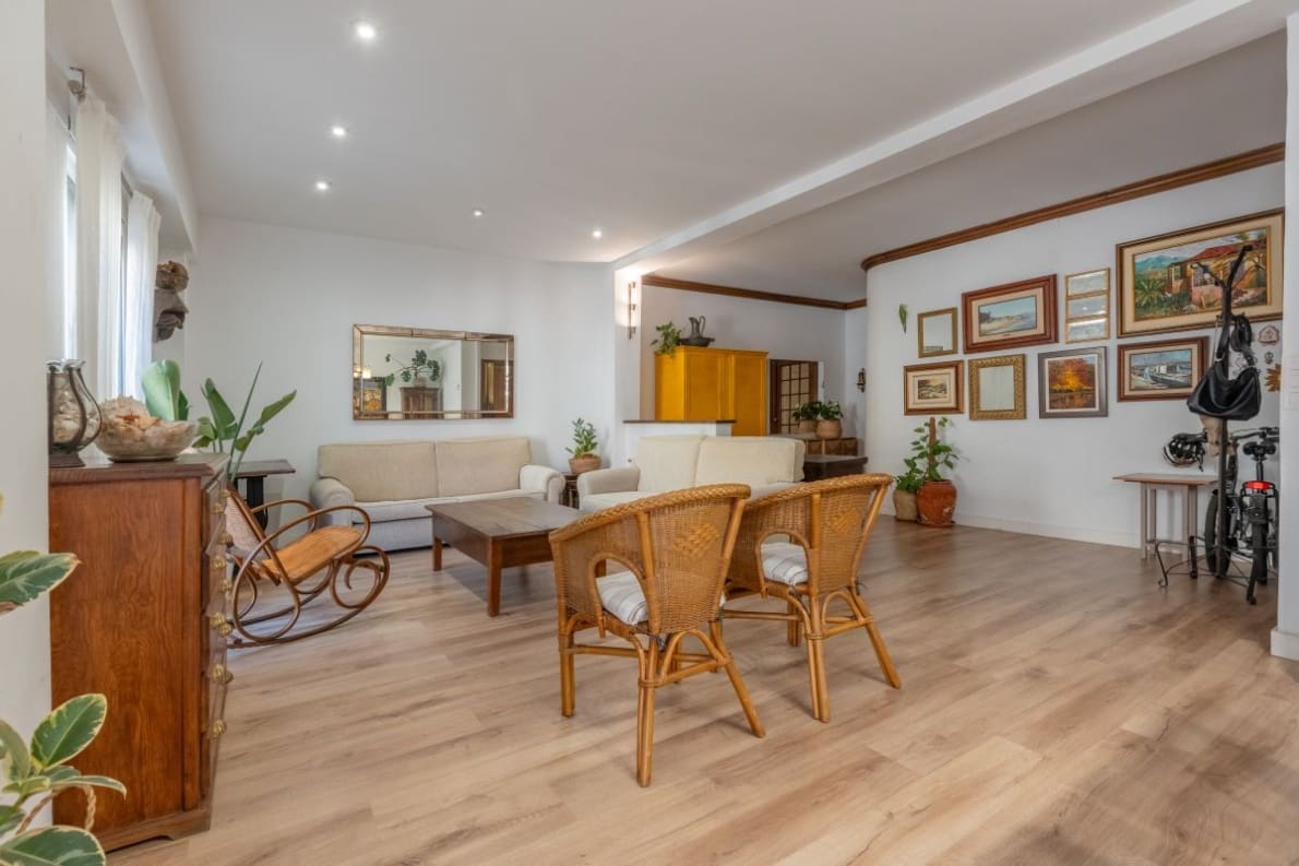 4 sovrum Lägenhet till salu i Valencia stad - 870 000 € (Ref: 10132281)