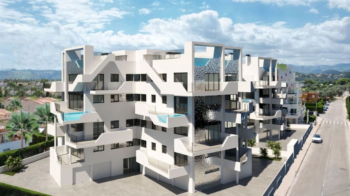 Apartamento de 3 habitaciones en Oliva en venta con piscina garaje - 290.000 € (Ref: 10132285)