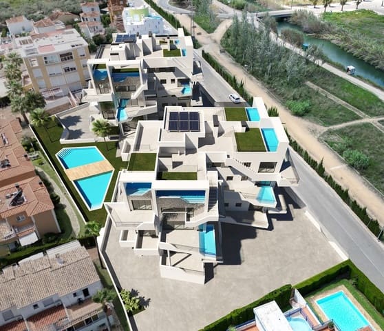Apartamento de 3 habitaciones en Oliva en venta con piscina garaje - 290.000 € (Ref: 10132285)