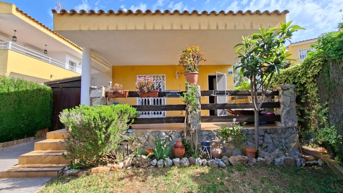3 Zimmer Villa zu verkaufen in Peniscola mit Pool Garage - 289.000 € (Ref: 10132288)