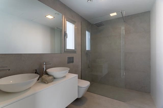 Chalet de 3 habitaciones en Finestrat Pueblo, Finestrat en venta con piscina garaje - 890.000 € (Ref: 10045619)