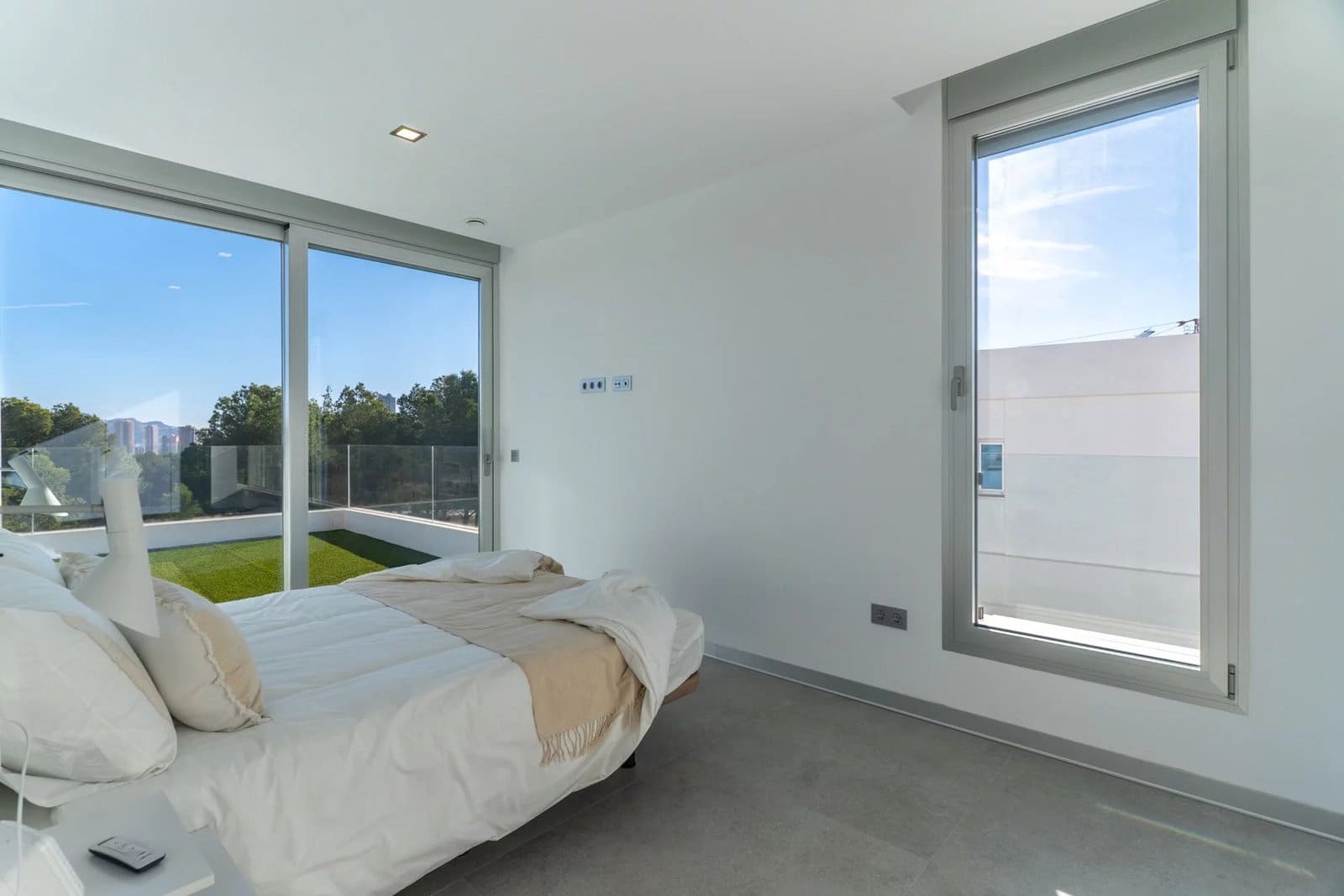 Chalet de 3 habitaciones en Finestrat en venta con piscina garaje - 890.000 € (Ref: 10045619)