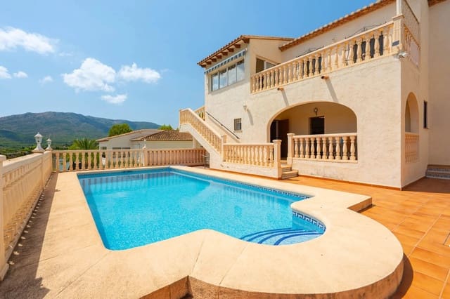 Chalet de 5 habitaciones en Jalón / Xaló en venta con piscina garaje - 599.000 € (Ref: 10045621)