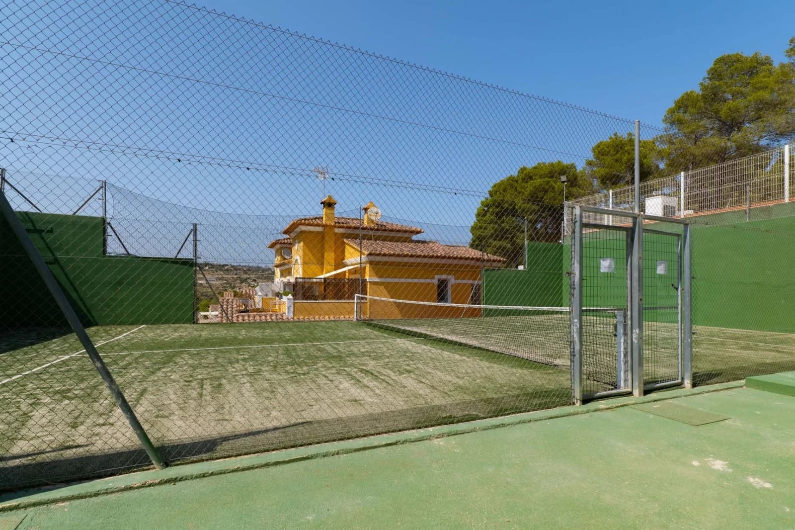 3 chambre Villa/Maison à vendre à Calpe / Calp avec piscine - 340 000 € (Ref: 10045623)