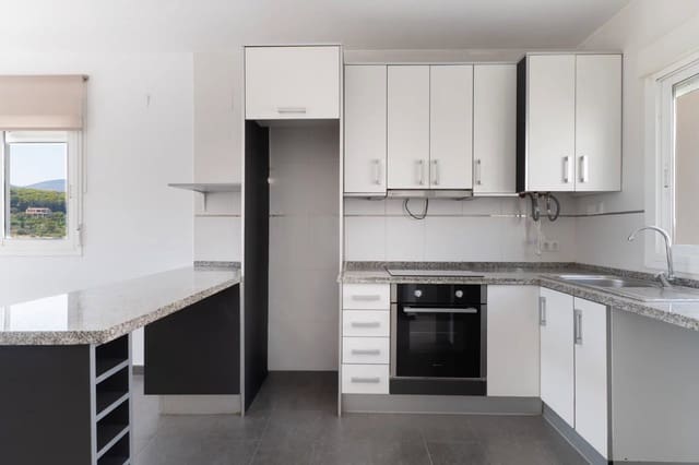 Chalet de 3 habitaciones en Pueblo, Calpe / Calp en venta con piscina garaje - 340.000 € (Ref: 10045623)