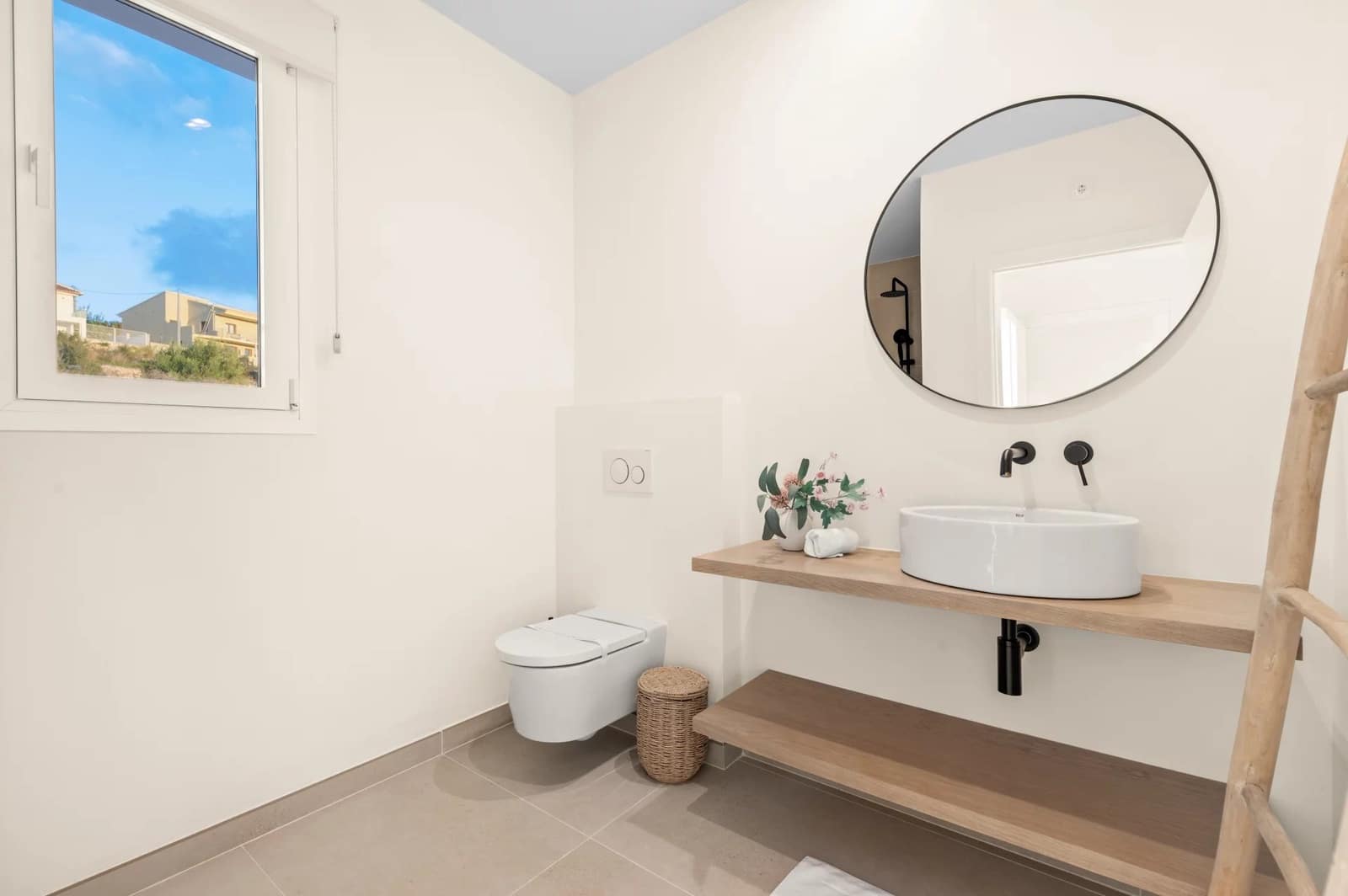 6 quarto Moradia para venda em Benitachell / Benitatxell com piscina - 1 595 000 € (Ref: 10045627)