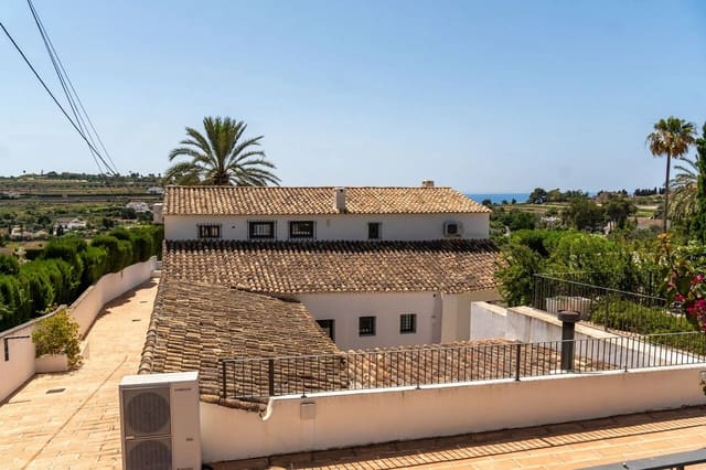 6 soverom Villa til salgs i Benissa med svømmebasseng - € 1 595 000 (Ref: 10045628)
