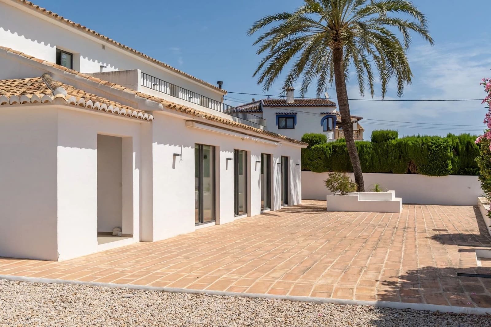 6 soverom Villa til salgs i Benissa med svømmebasseng - € 1 595 000 (Ref: 10045628)