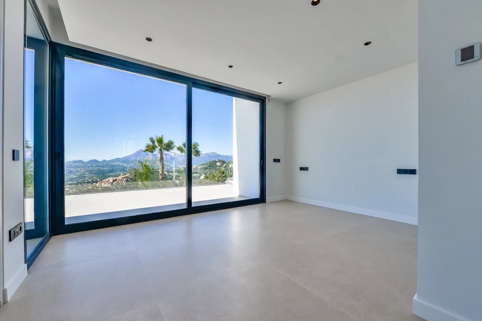 Chalet de 5 habitaciones en Altea en venta con piscina - 2.690.000 € (Ref: 10045630)