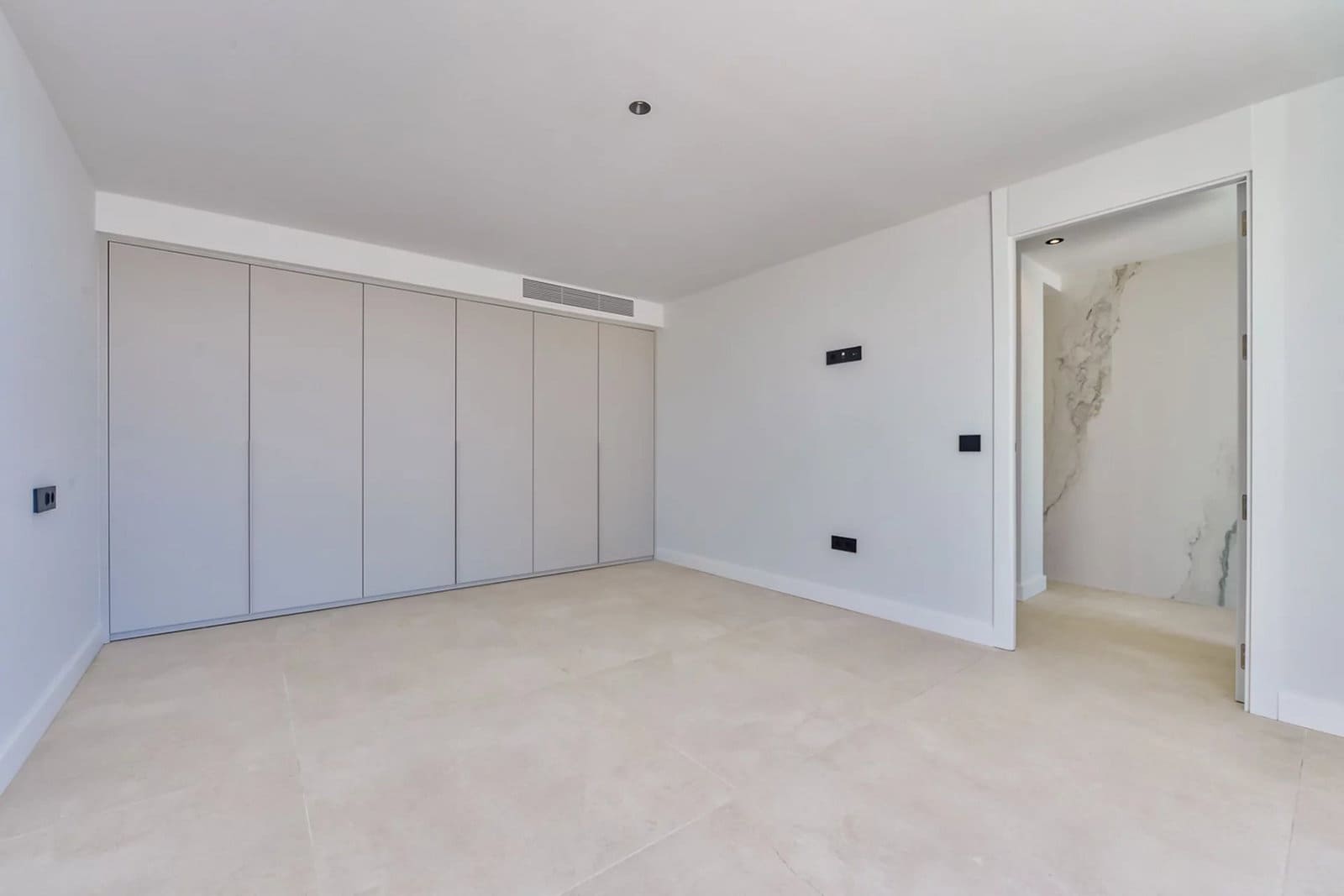 Chalet de 5 habitaciones en Altea en venta con piscina - 2.690.000 € (Ref: 10045630)