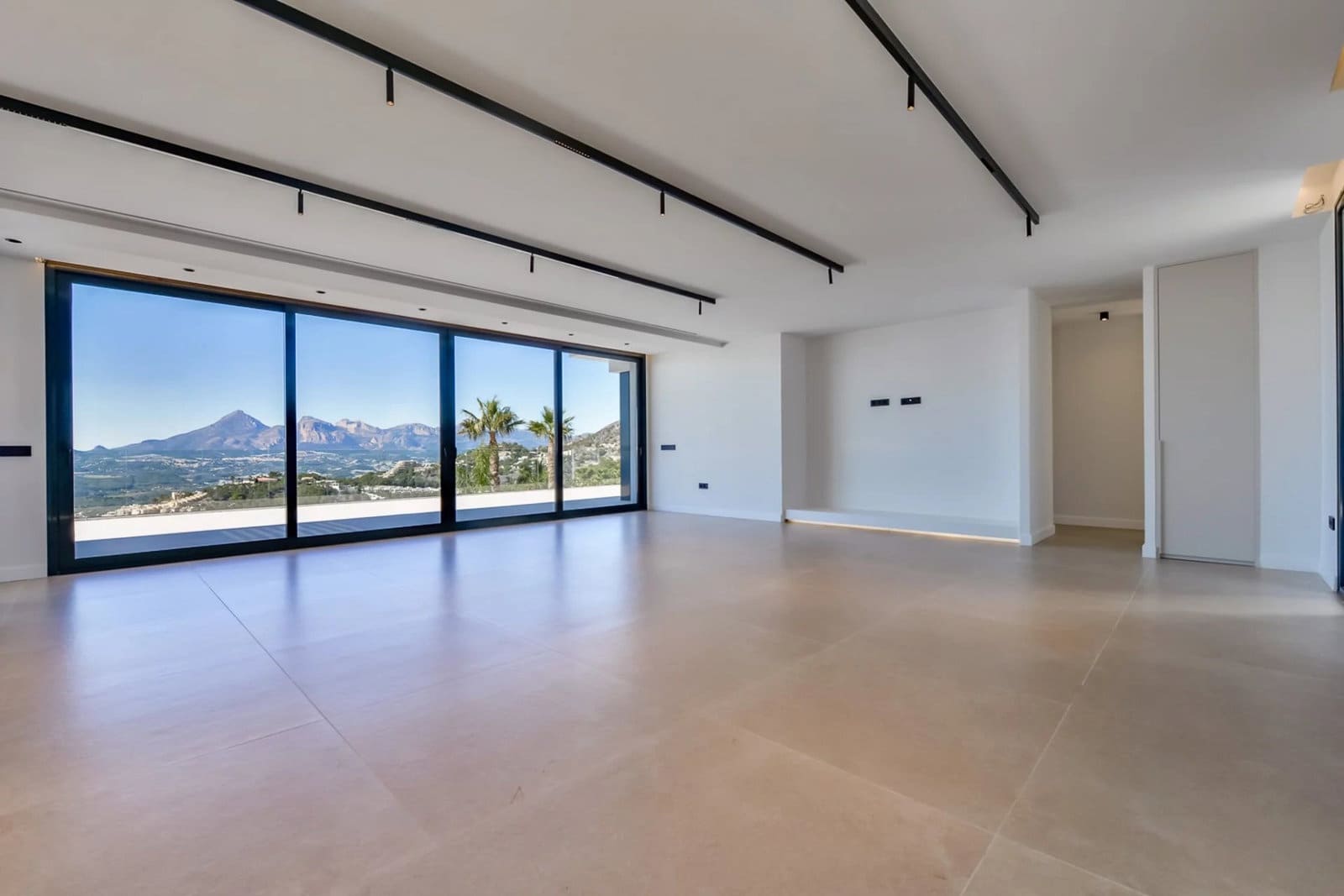 Chalet de 5 habitaciones en Altea en venta con piscina - 2.690.000 € (Ref: 10045630)