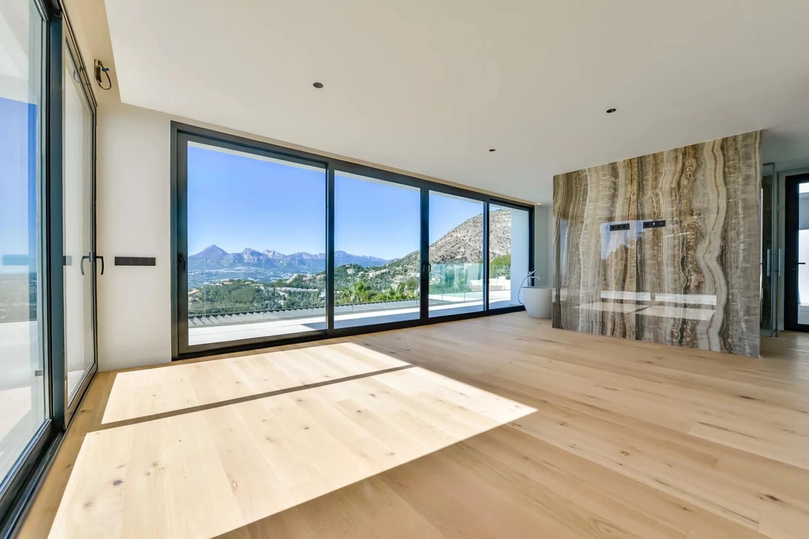 Chalet de 5 habitaciones en Altea en venta con piscina - 2.690.000 € (Ref: 10045630)