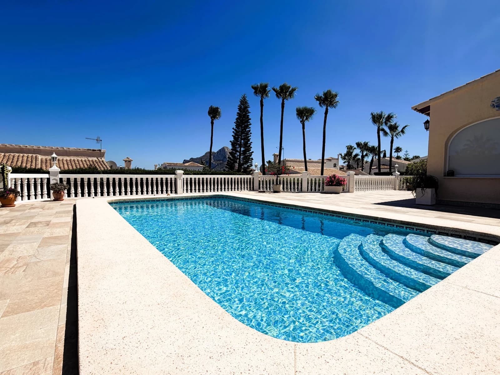 3 chambre Villa/Maison à vendre à Calpe / Calp avec piscine - 695 000 € (Ref: 10045634)