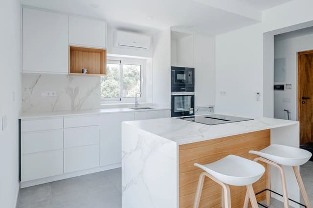 4 chambre Villa/Maison à vendre à Calpe / Calp avec piscine - 1 099 000 € (Ref: 10045635)