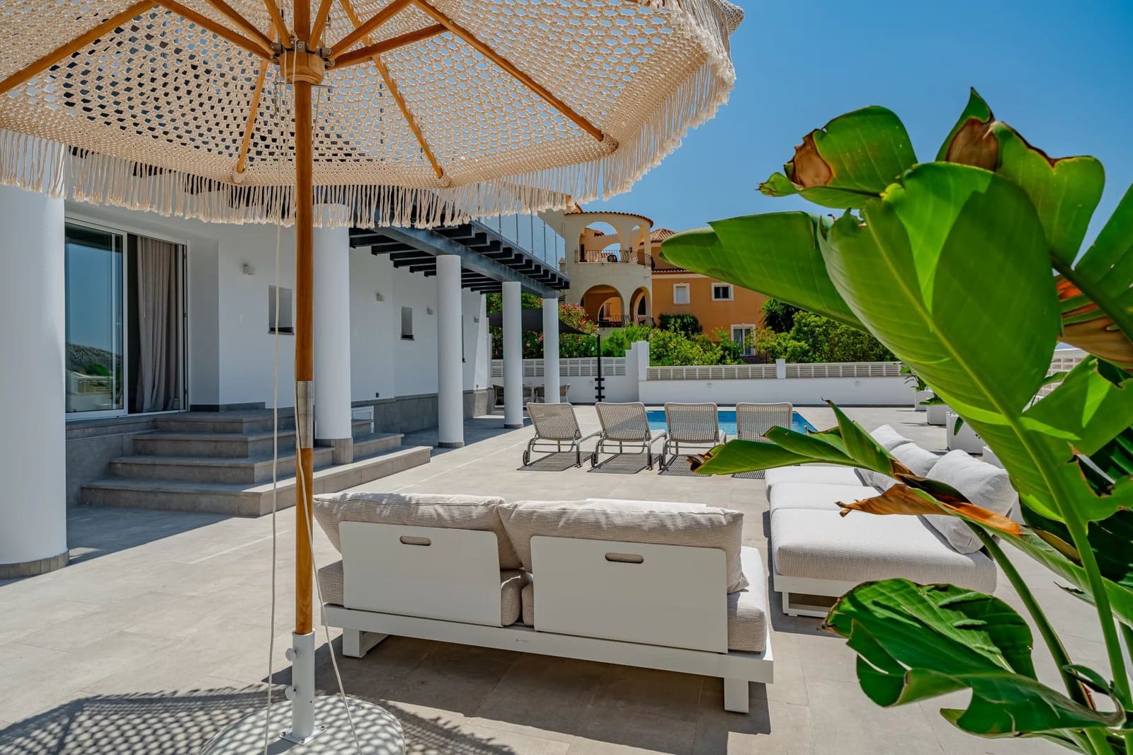4 chambre Villa/Maison à vendre à Calpe / Calp avec piscine - 1 099 000 € (Ref: 10045635)