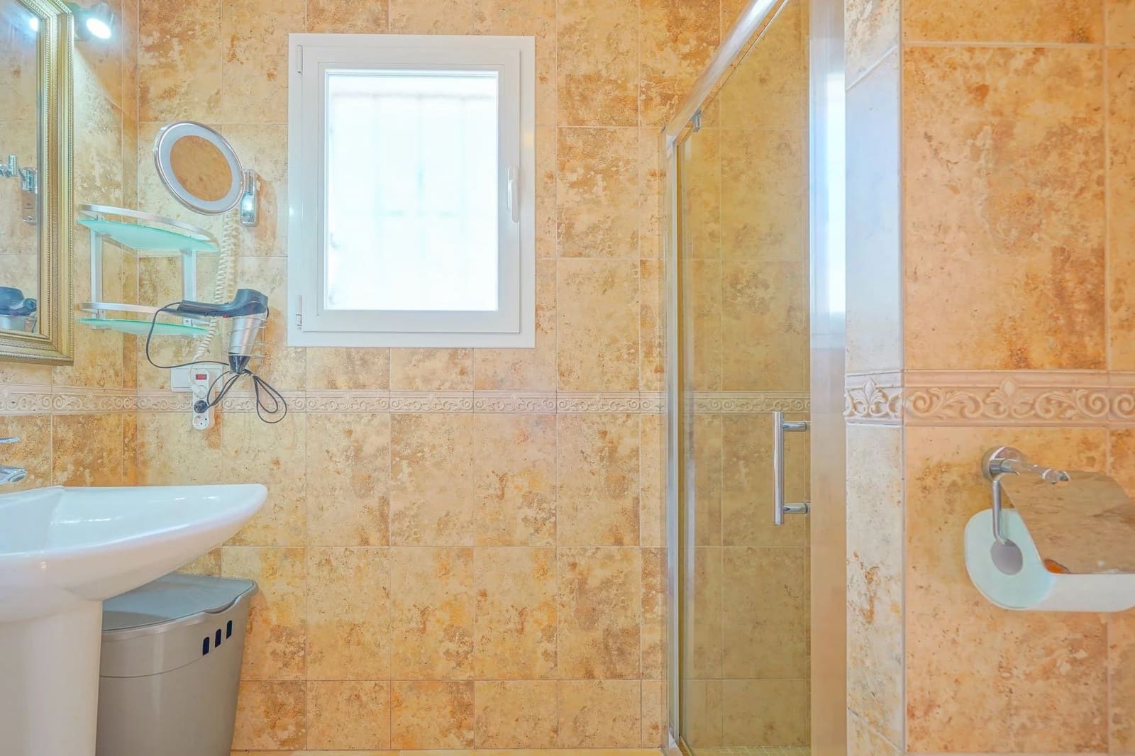 3 quarto Moradia para venda em Benitachell / Benitatxell com piscina - 715 000 € (Ref: 10045638)