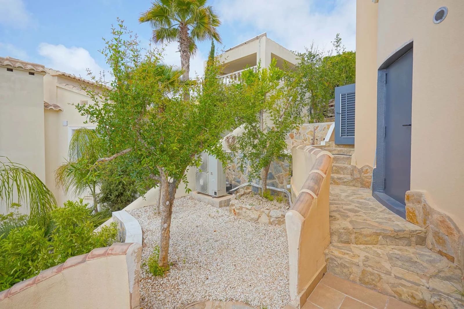 3 quarto Moradia para venda em Benitachell / Benitatxell com piscina - 715 000 € (Ref: 10045638)