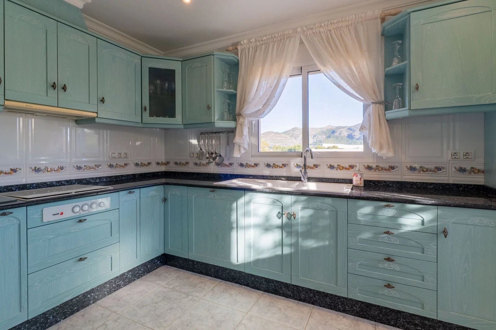 3 camera da letto Villa in vendita in Jalon / Xalo con piscina - 625.000 € (Rif: 10045646)