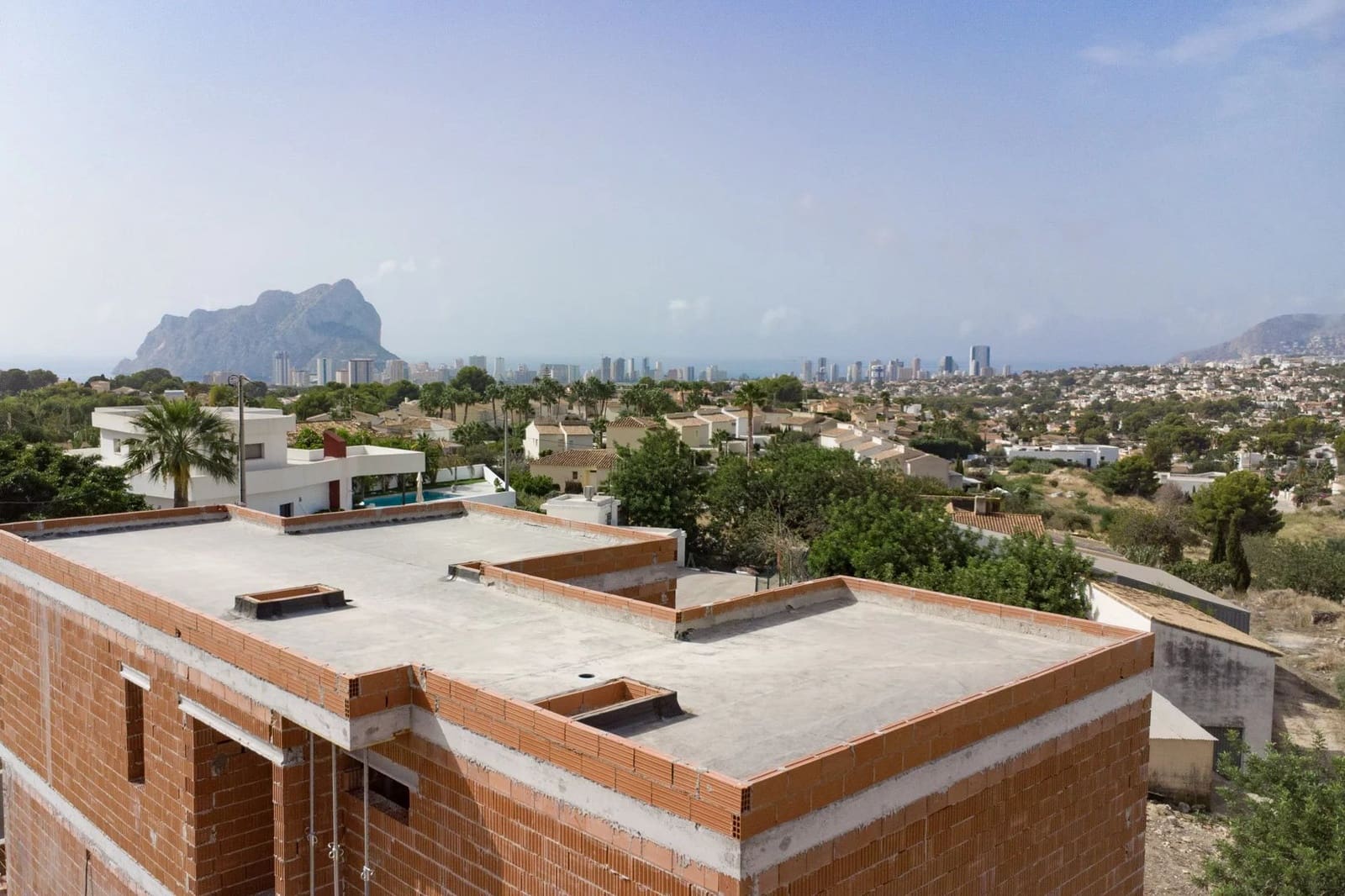 Chalet de 3 habitaciones en Calpe / Calp en venta con piscina - 925.000 € (Ref: 10045652)