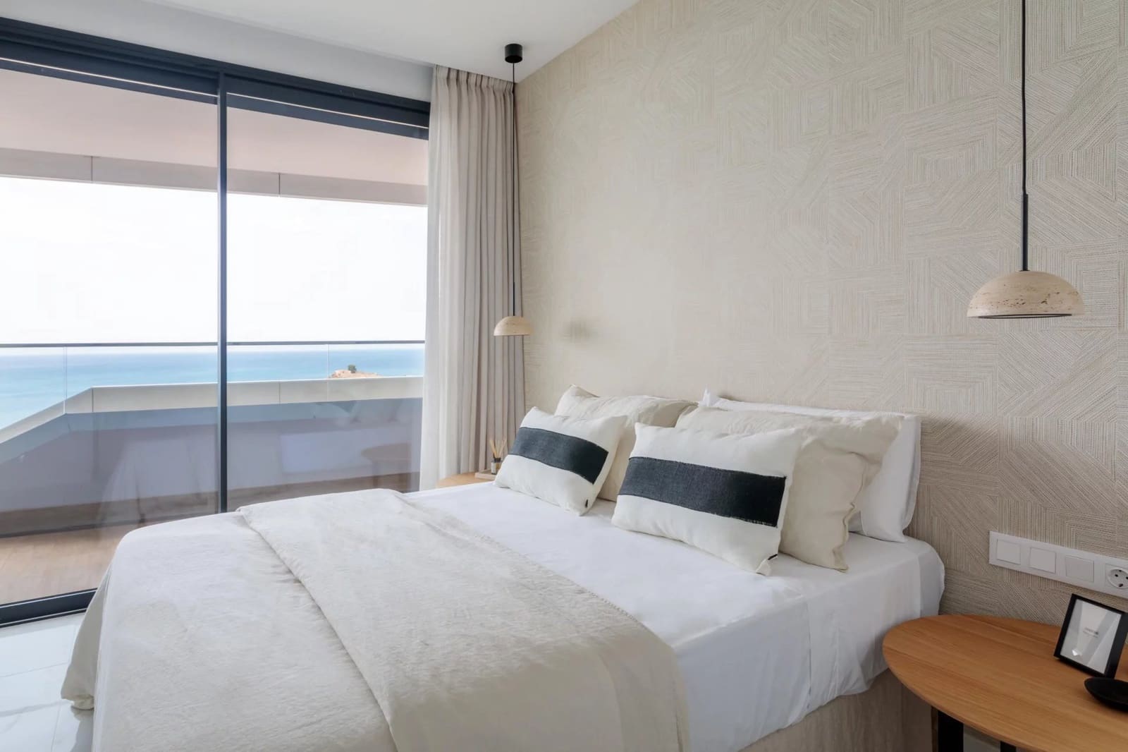 2 slaapkamer Appartement te koop in Benidorm met zwembad - € 655.500 (Ref: 10045654)