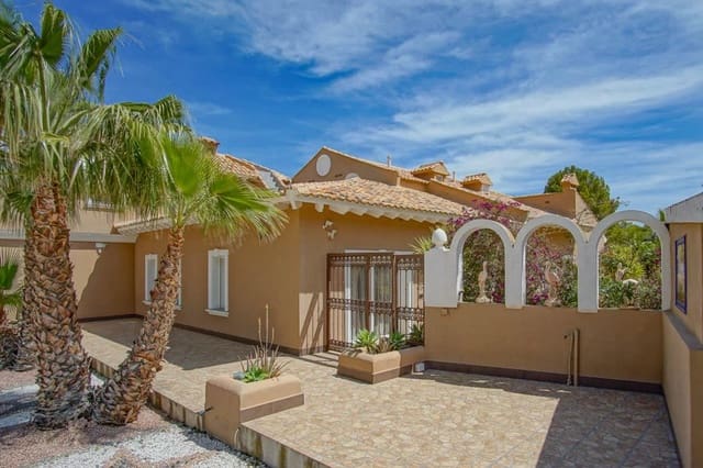 8 slaapkamer Villa te koop in La Nucia Pueblo  , La Nucia met zwembad - € 2.500.000 (Ref: 10045655)