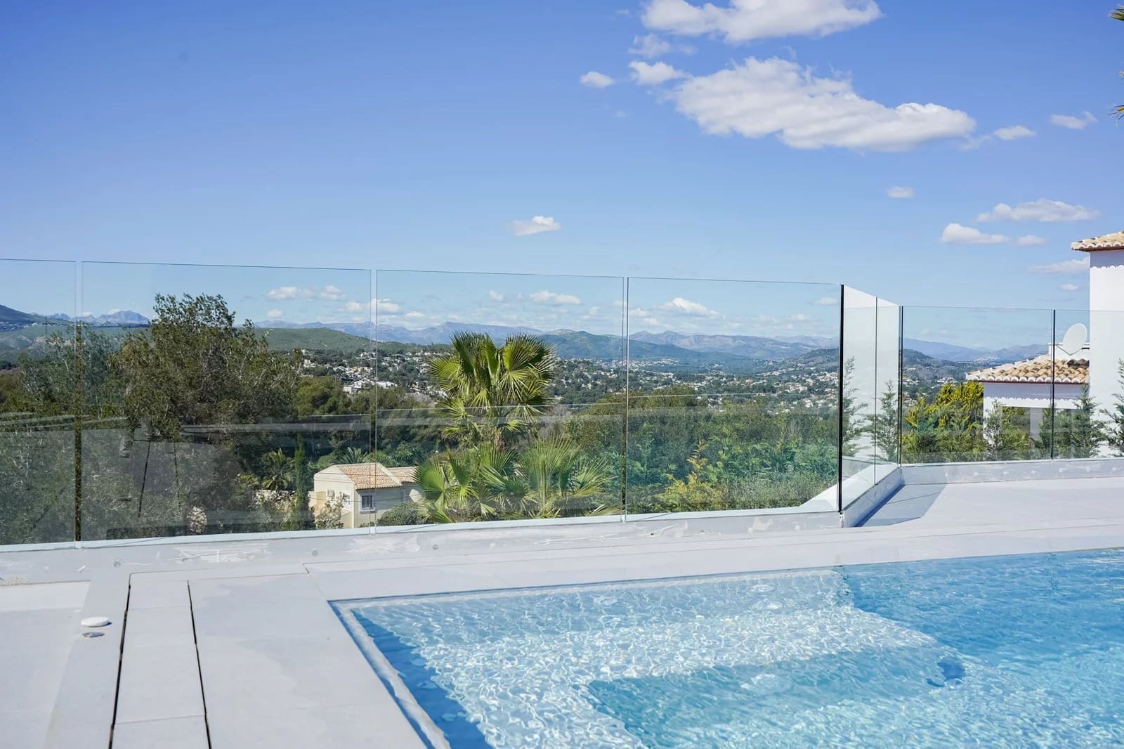 4 sypialnia Willa na sprzedaż w Javea / Xabia z basenem - 3 995 000 € (Ref: 10045656)