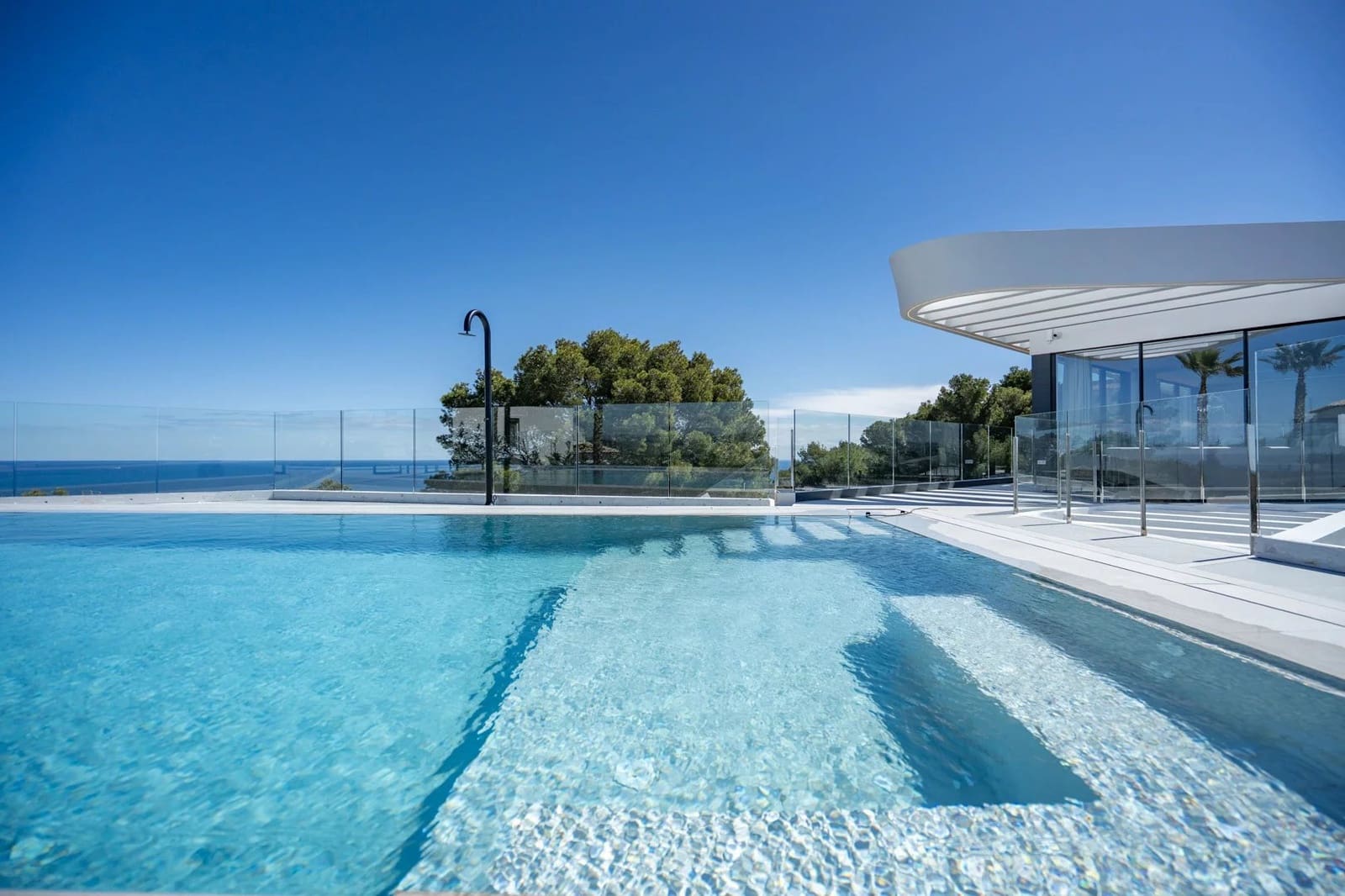4 sypialnia Willa na sprzedaż w Javea / Xabia z basenem - 3 995 000 € (Ref: 10045656)