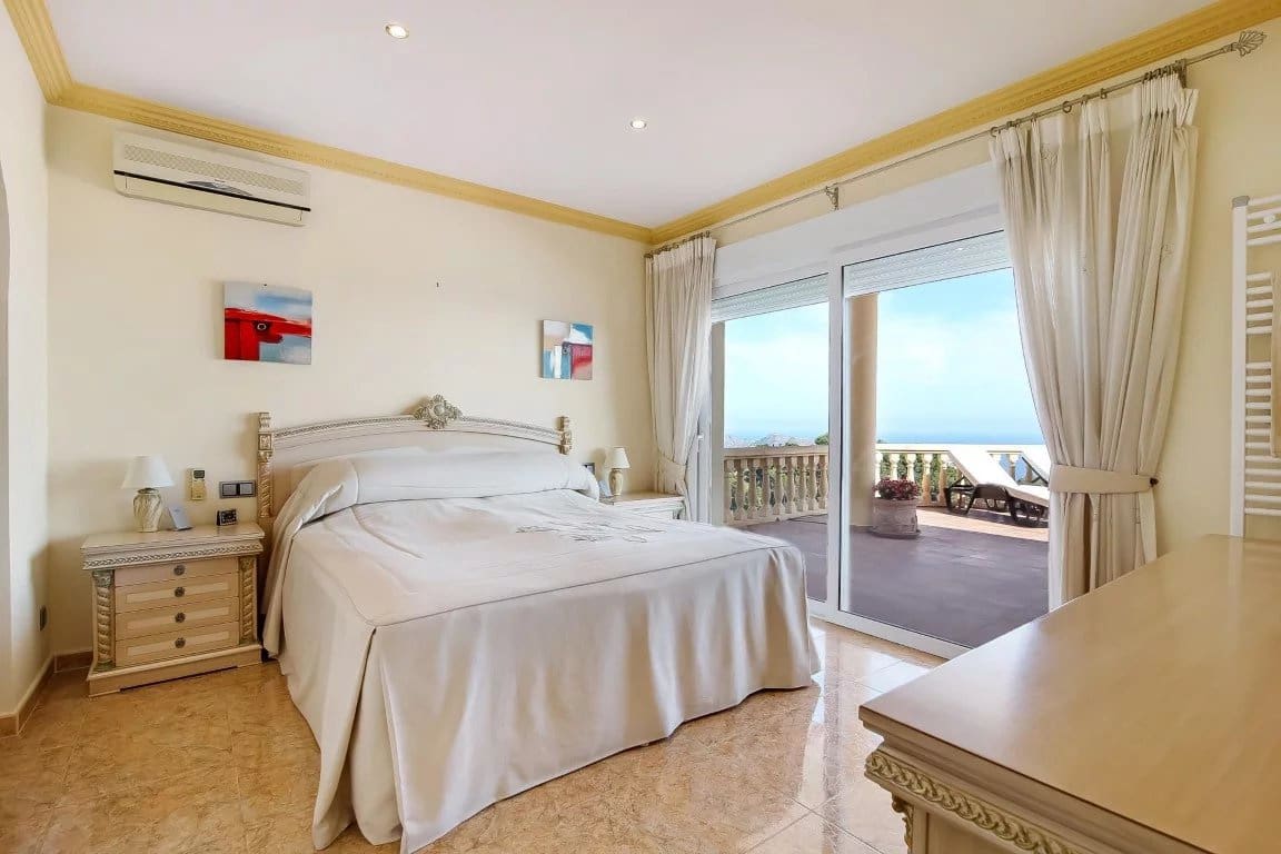 4 chambre Villa/Maison à vendre à Moraira avec piscine - 1 550 000 € (Ref: 10045657)