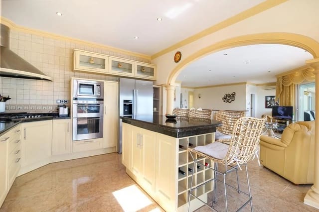 4 Zimmer Villa zu verkaufen in El Portet - Pla de Mar, Teulada-Moraira mit Pool Garage - 1.550.000 € (Ref: 10045657)