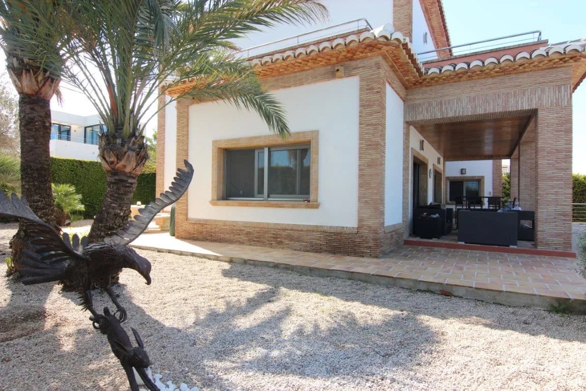 5 makuuhuone Huvila myytävänä paikassa Javea / Xabia mukana uima-altaan - 1 315 000 € (Ref: 10045663)
