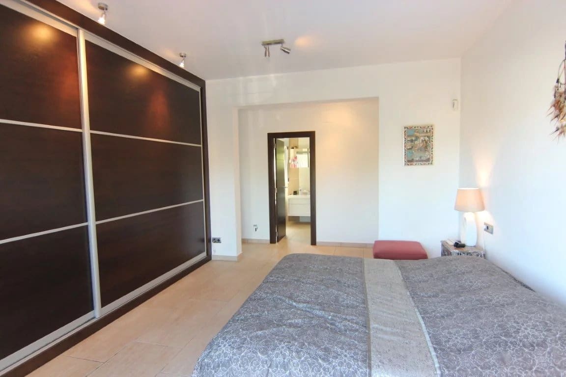 5 bedroom Villa for sale in Javea / Xabia with pool garage - € 1,315,000 (Ref: 10045663)