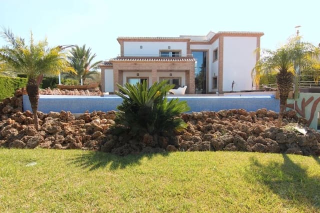 5 makuuhuone Huvila myytävänä paikassa Centro ciudad, Javea / Xàbia mukana uima-altaan 
autotalli - 1 315 000 € (Ref: 10045663)