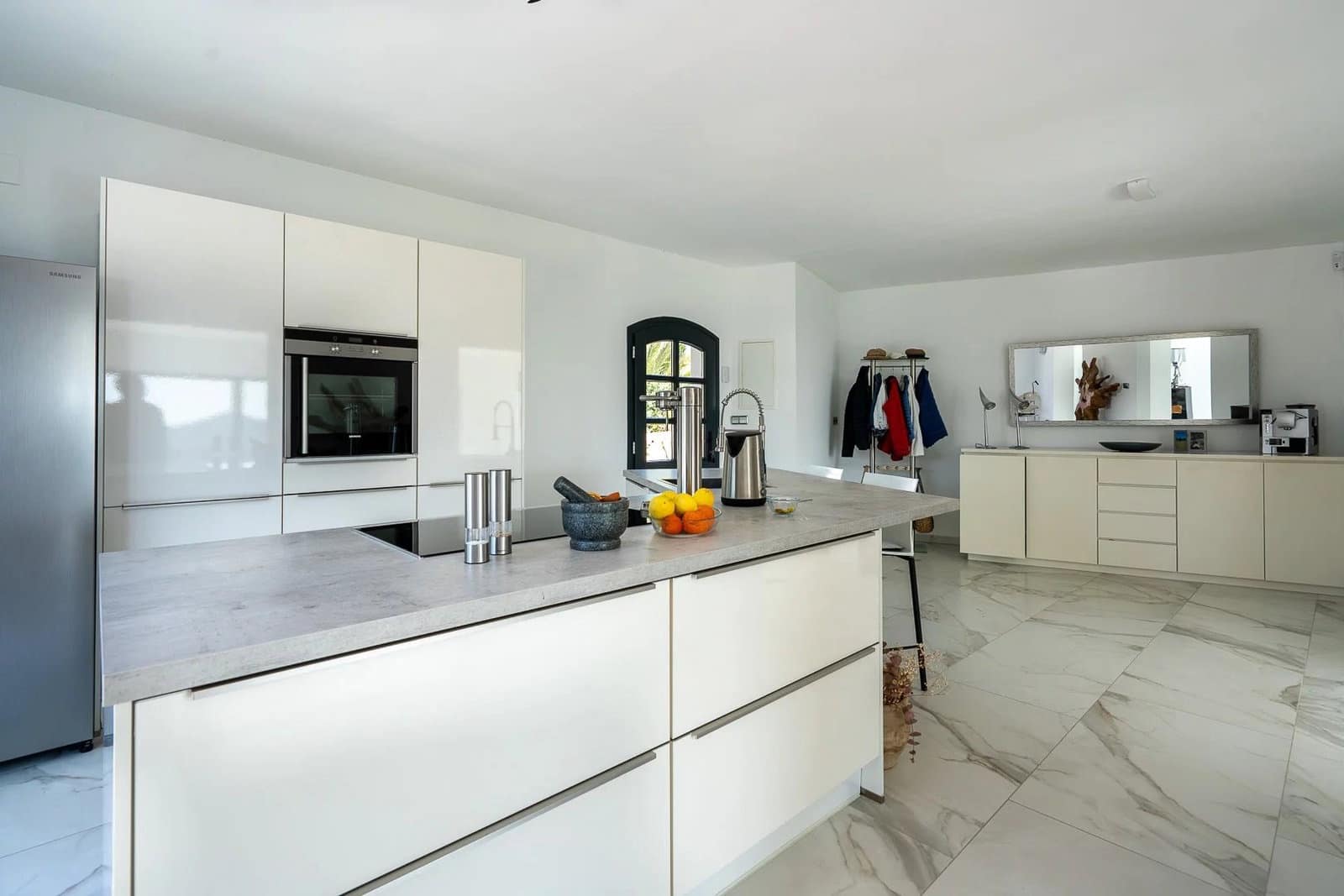 5 soveværelse Villa til salg i Benissa med swimmingpool garage - € 2.290.000 (Ref: 10091450)