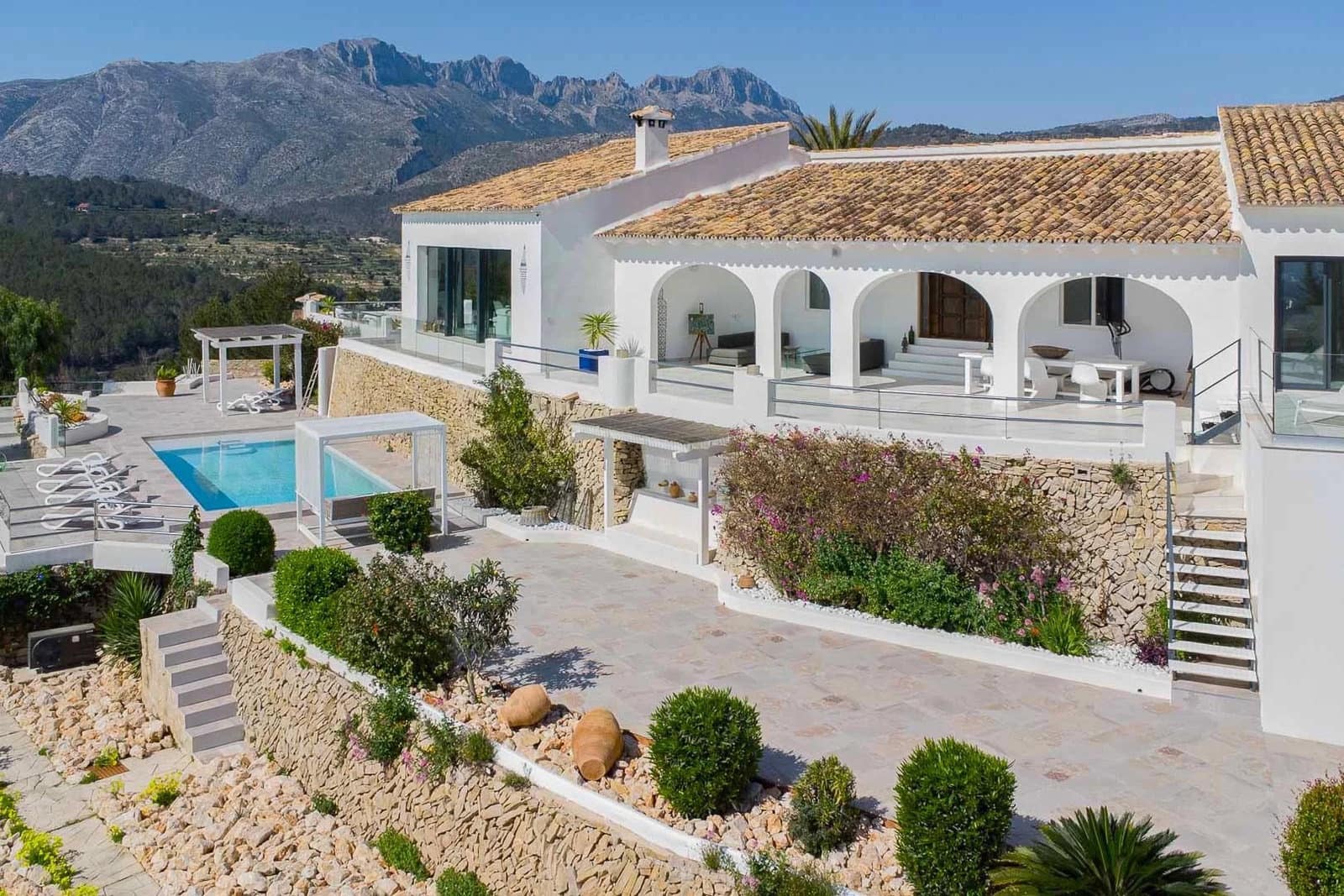 5 soveværelse Villa til salg i Benissa med swimmingpool garage - € 2.290.000 (Ref: 10091450)