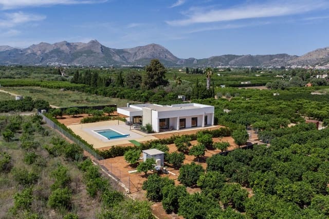 3 slaapkamer Villa te koop in Centro Urbano, Dénia met zwembad garage - € 895.000 (Ref: 10094680)