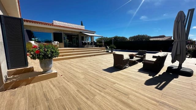 4 bedroom Villa for sale in La Nucia Pueblo  , La Nucia with pool garage - € 835,000 (Ref: 10102624)