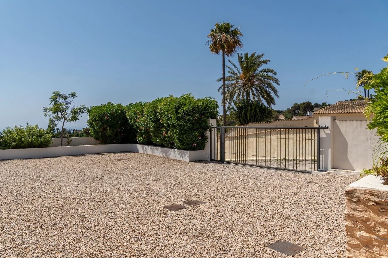 6 soverom Villa til salgs i Benissa med svømmebasseng garasje - € 1 350 000 (Ref: 10140083)