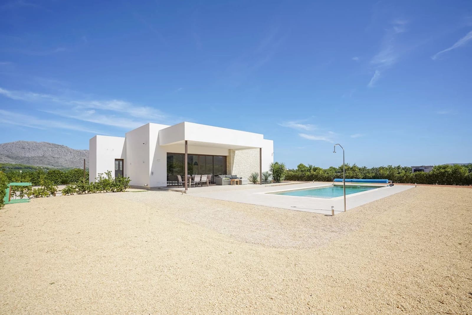 3 bedroom Villa for sale in Denia with pool garage - € 895,000 (Ref: 10140085)