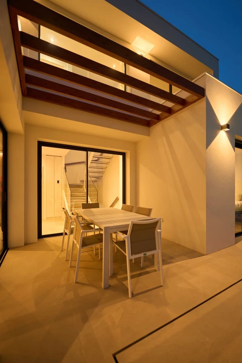 3 bedroom Villa for sale in Alfaz del Pi / L'Alfas del Pi with pool garage - € 814,000 (Ref: 10141421)
