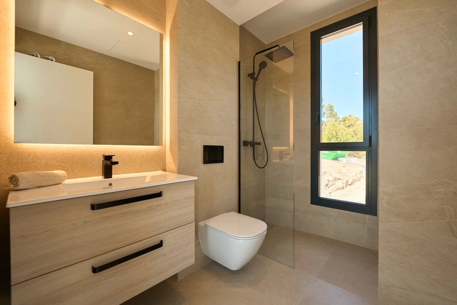3 bedroom Villa for sale in Alfaz del Pi / L'Alfas del Pi with pool garage - € 814,000 (Ref: 10141421)