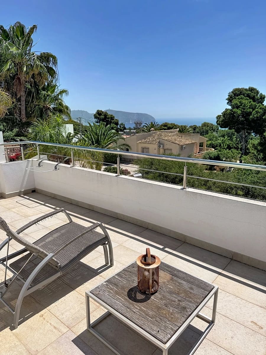 3 soverom Villa til salgs i Moraira med svømmebasseng garasje - € 999 000 (Ref: 10154317)